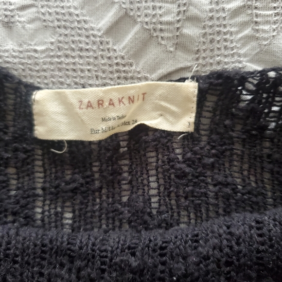 Zara black knit sweater light weight - Picture 4 of 5